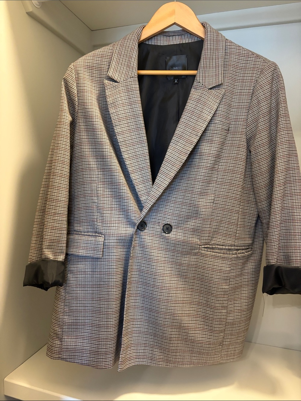 Dynamite Houndstooth Blazer in Gray and Brown